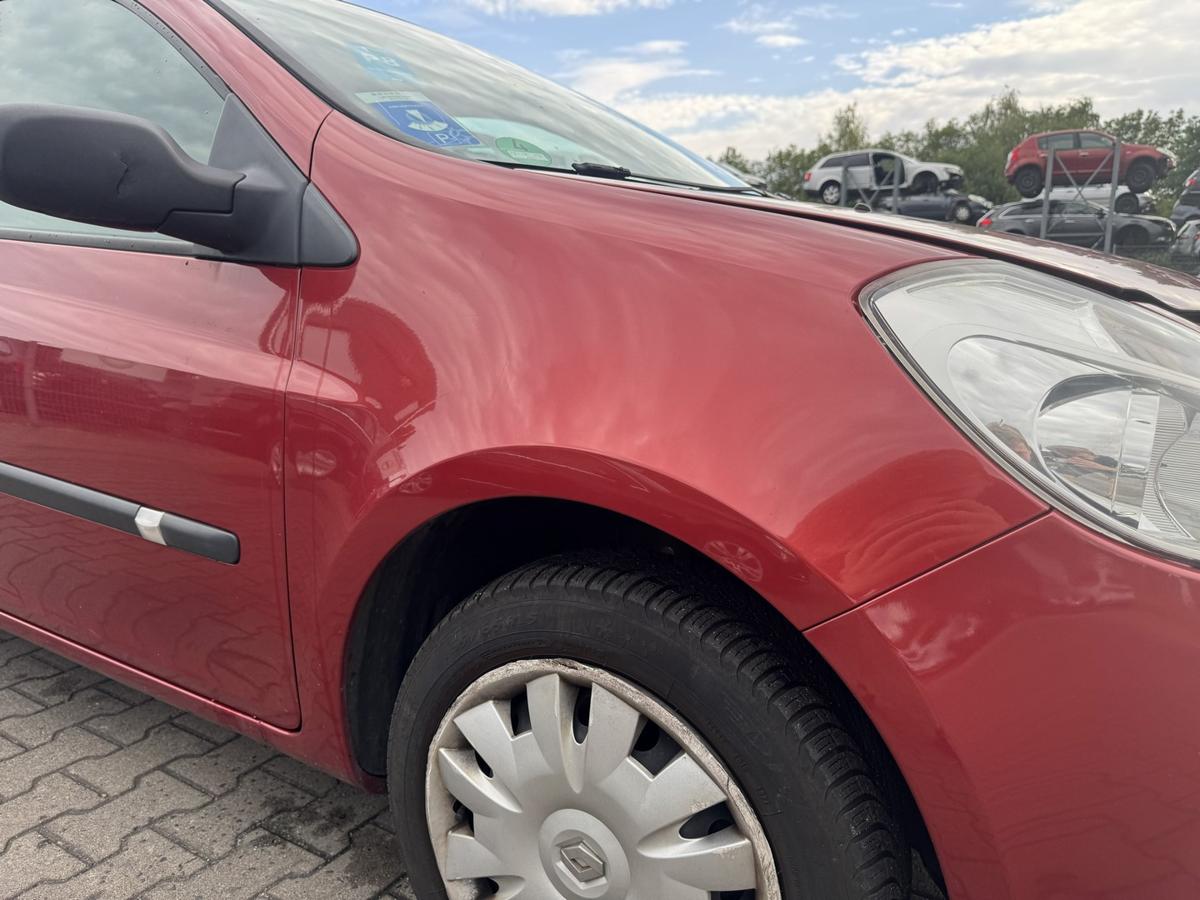Renault Clio 3 original Kotfl&uuml;gel vorn rechts TEB76 red of fire Index 185 Bj.2005